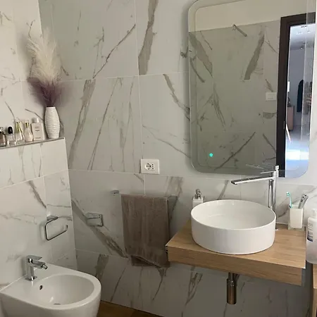 Yellow Гостевой дом Рим